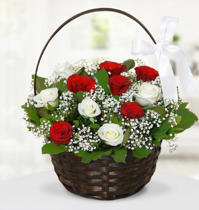  Erzurum Çiçekçiler kırmızı ve beyazın buluşması